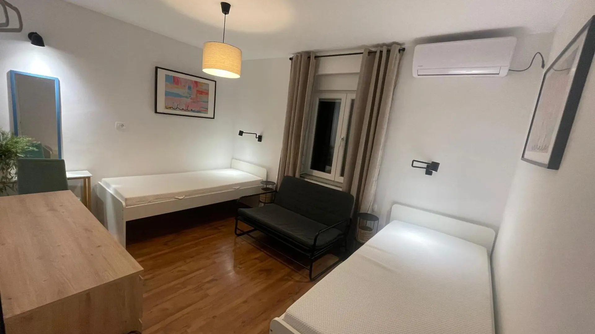 Apartment Lola - Entire House Starigrad Paklenica 0*,  Croatia