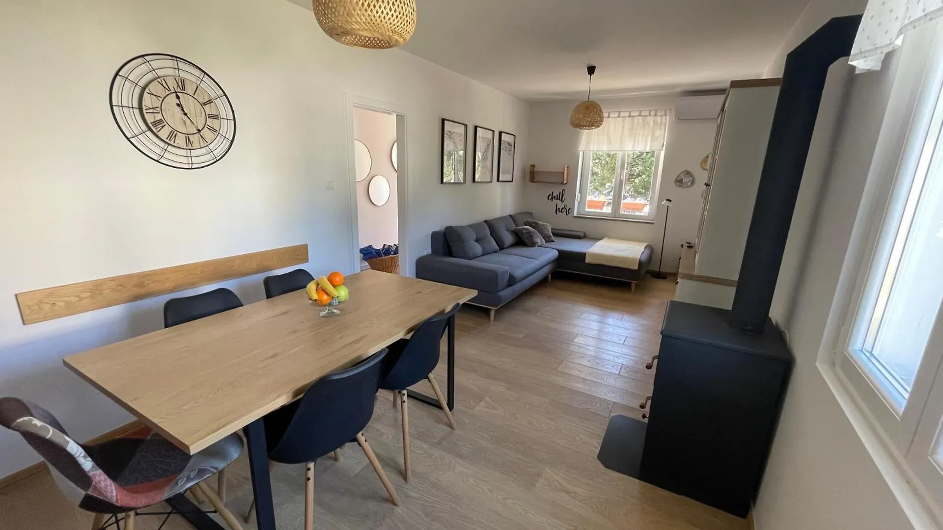 Apartment Lola - Entire House Starigrad Paklenica